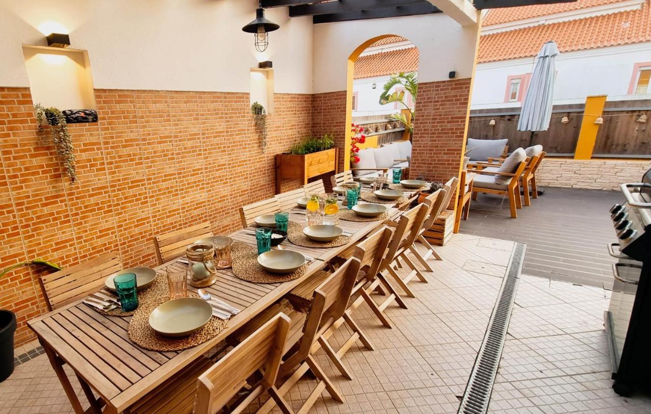 Tika Surf Camp Ericeira Hotel Carvoeira ภายนอก รูปภาพ